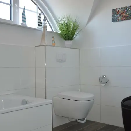 Nyaraló Traumhaus Ostwind- Ruegen *